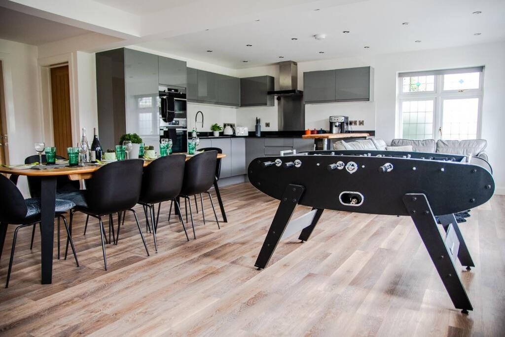 Luxury Bmth House With Hot Tub. Stunning! Борнмут